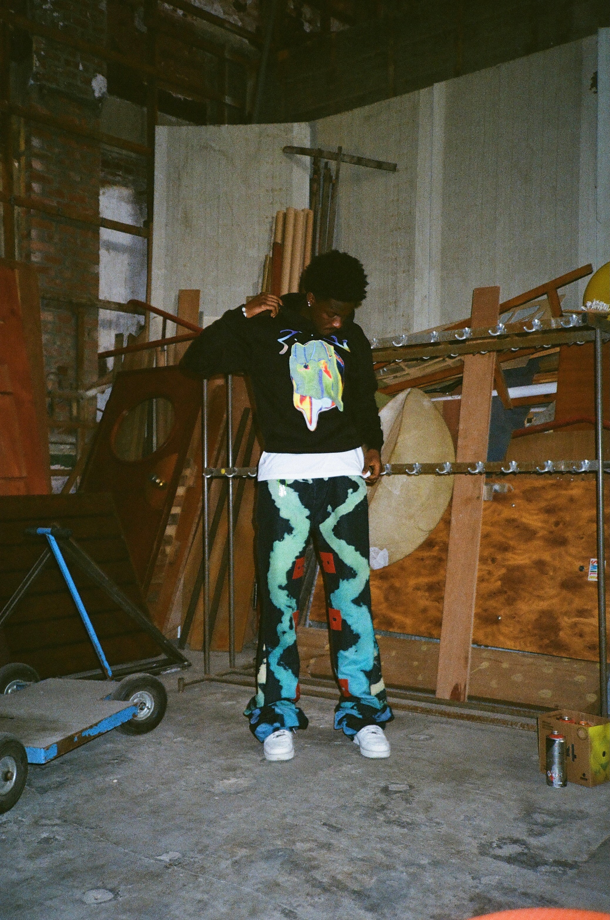 Pull à capuche "Brique par Brique"