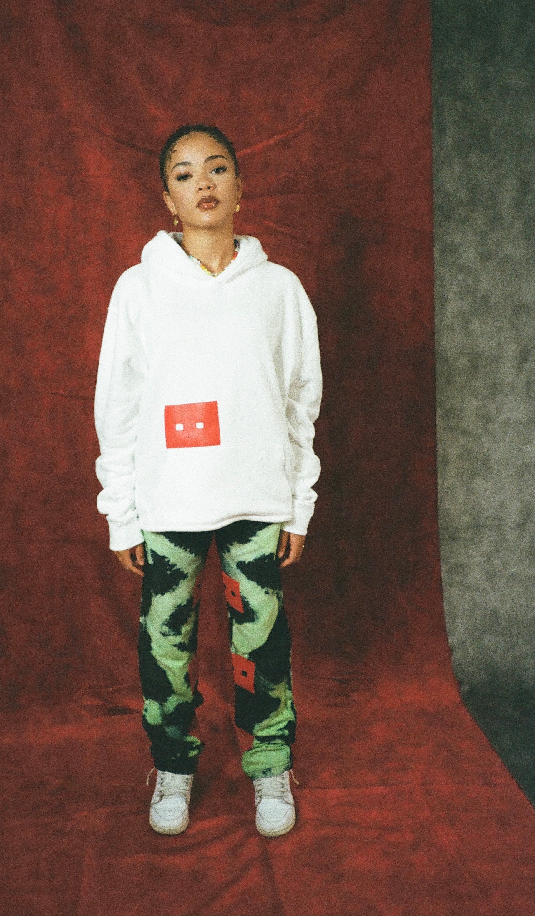 Pull à Capuche 13lassique - BLANC